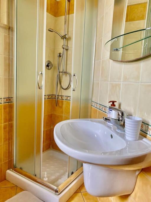 Casa Novella Fortezza Da Basso 佛罗伦萨 外观 照片